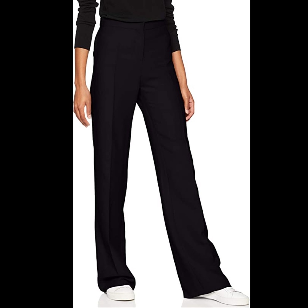 Valentino NWT Wool and Silk trousers size 6. (ZIPPER NEEDS REPLACEMENT!)